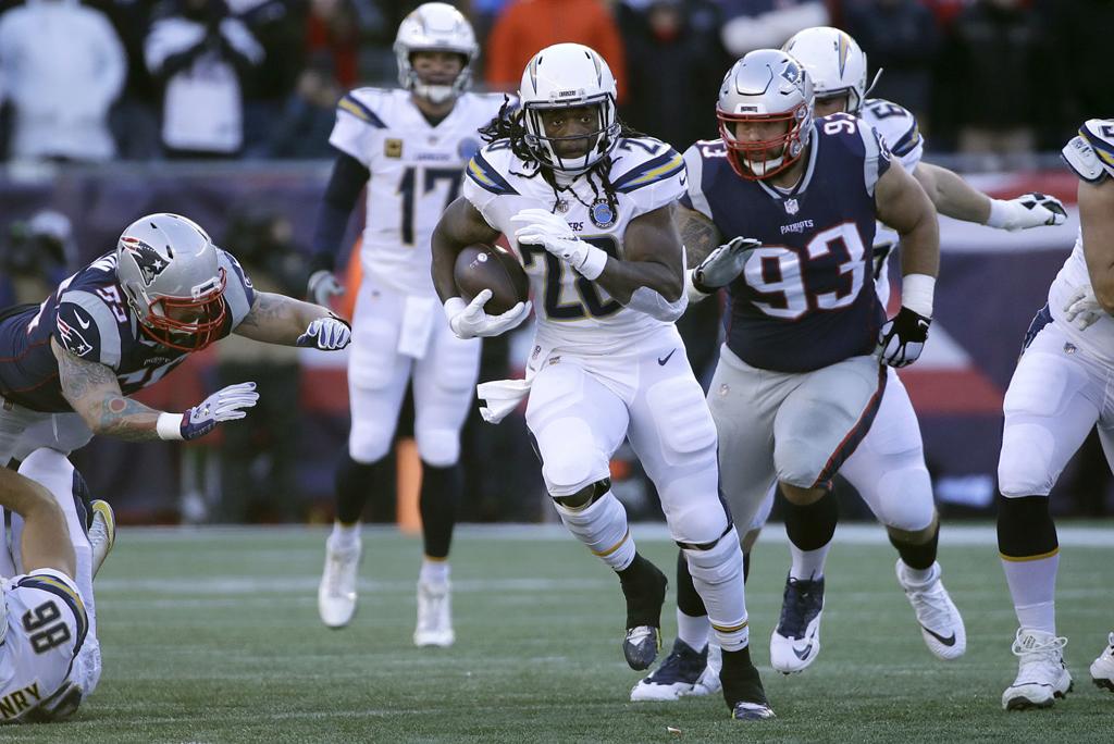 Former Wisconsin Badger Melvin Gordon Signs With Denver Broncos College Football Madison Com