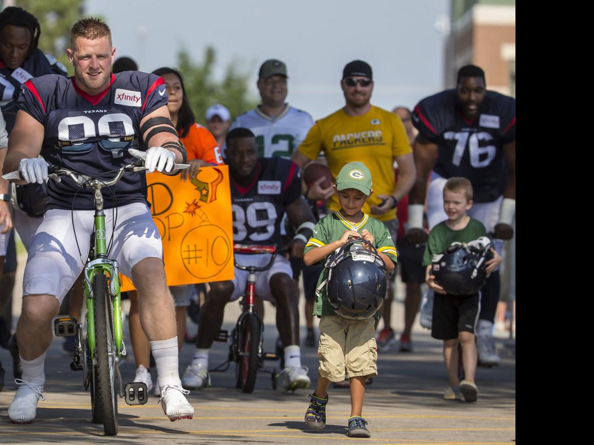 Tom Oates Texans J J Watt Loves Wisconsin And The Feeling Is Mutual Pro Football Madison Com