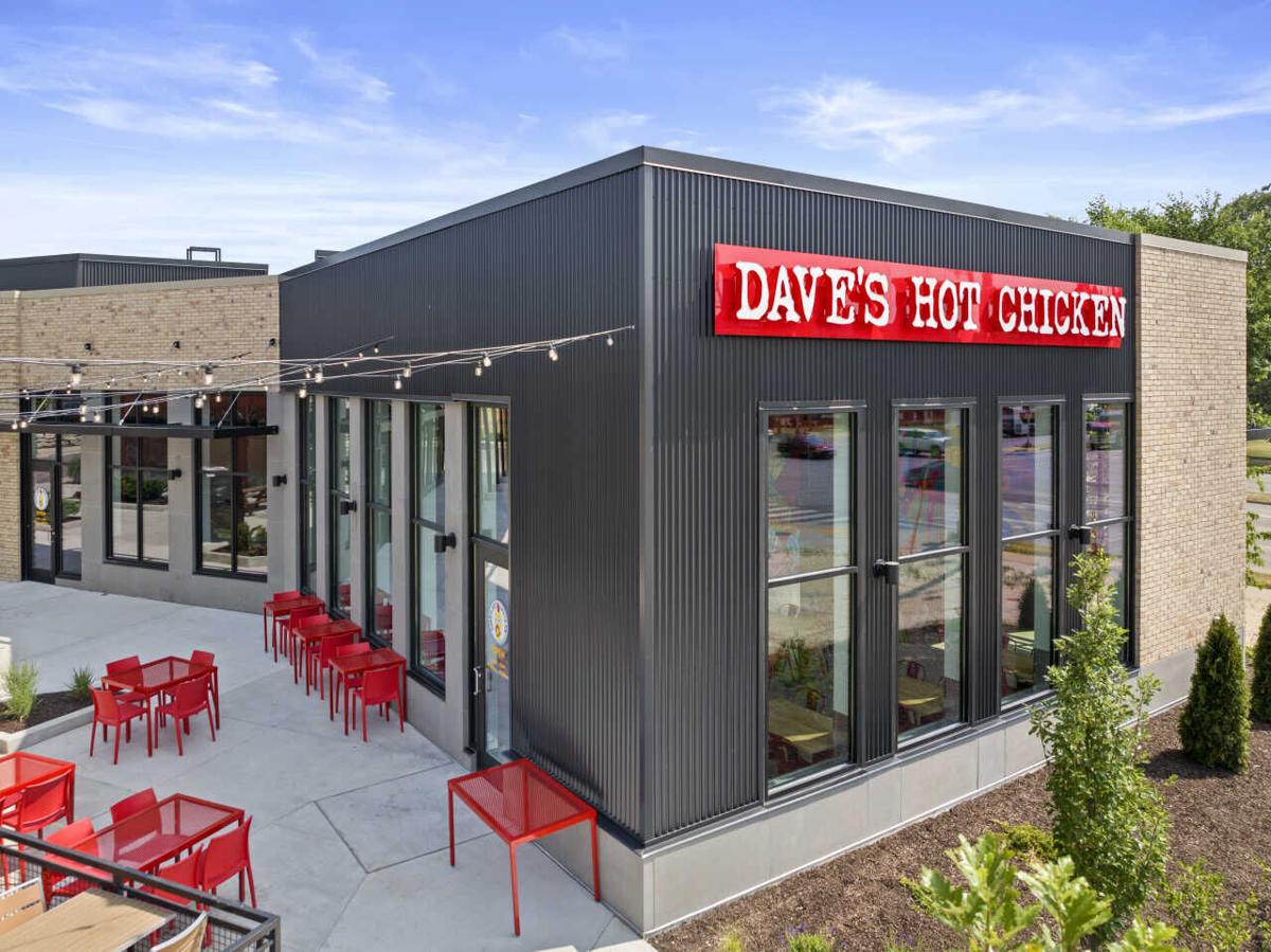 Dave S Hot En Opens Location On