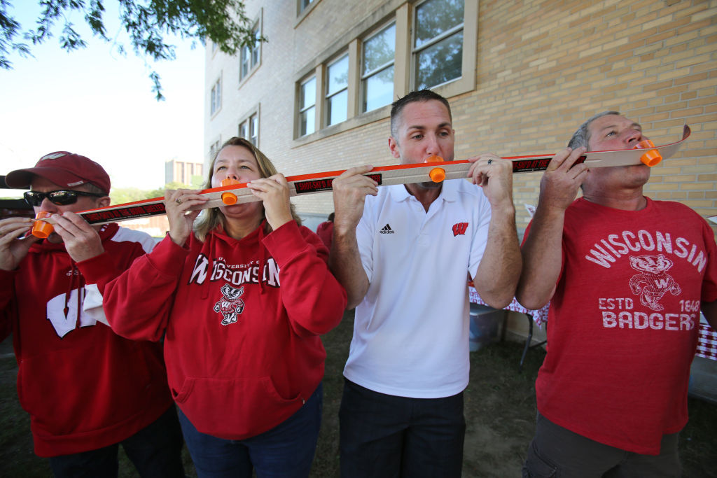 Packers VS Bears Tailgate Dinner – University Housing – UW–Madison