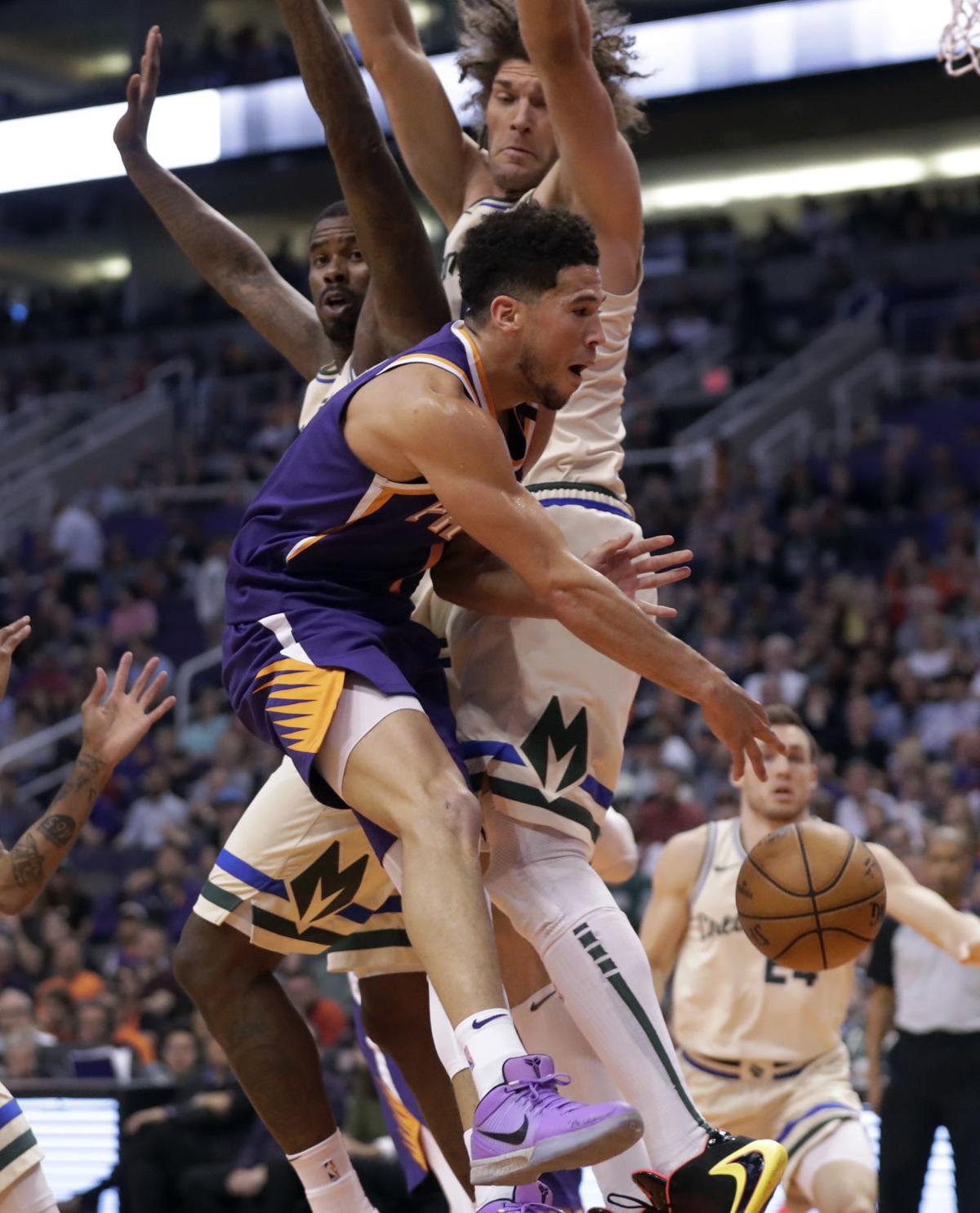Suns Race Past Giannis Less Bucks Basketball Madison Com
