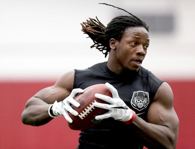 Pro Bowl running back Melvin Gordon lands with the Kansas City Chiefs