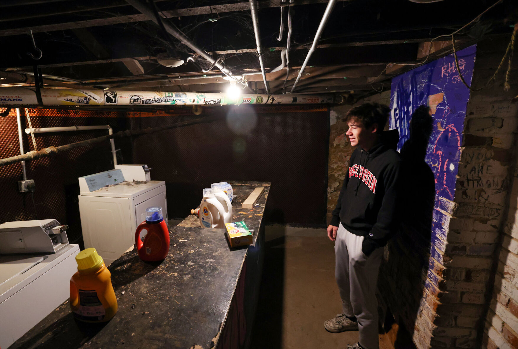 UW-Madison students make sacrifices for cheap housing