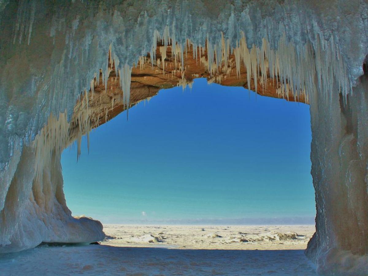 Apostle Islands Overrun With Visitors To Ice Caves Local News Madison Com Apostle Islands Ice Caves Map