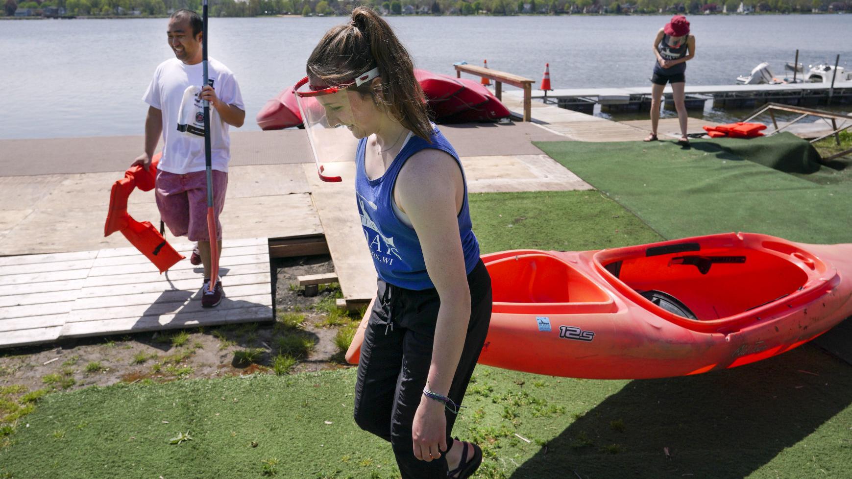 Madison boat rental company has 'great' opening day despite COVID-19  pandemic | Business News | madison.com