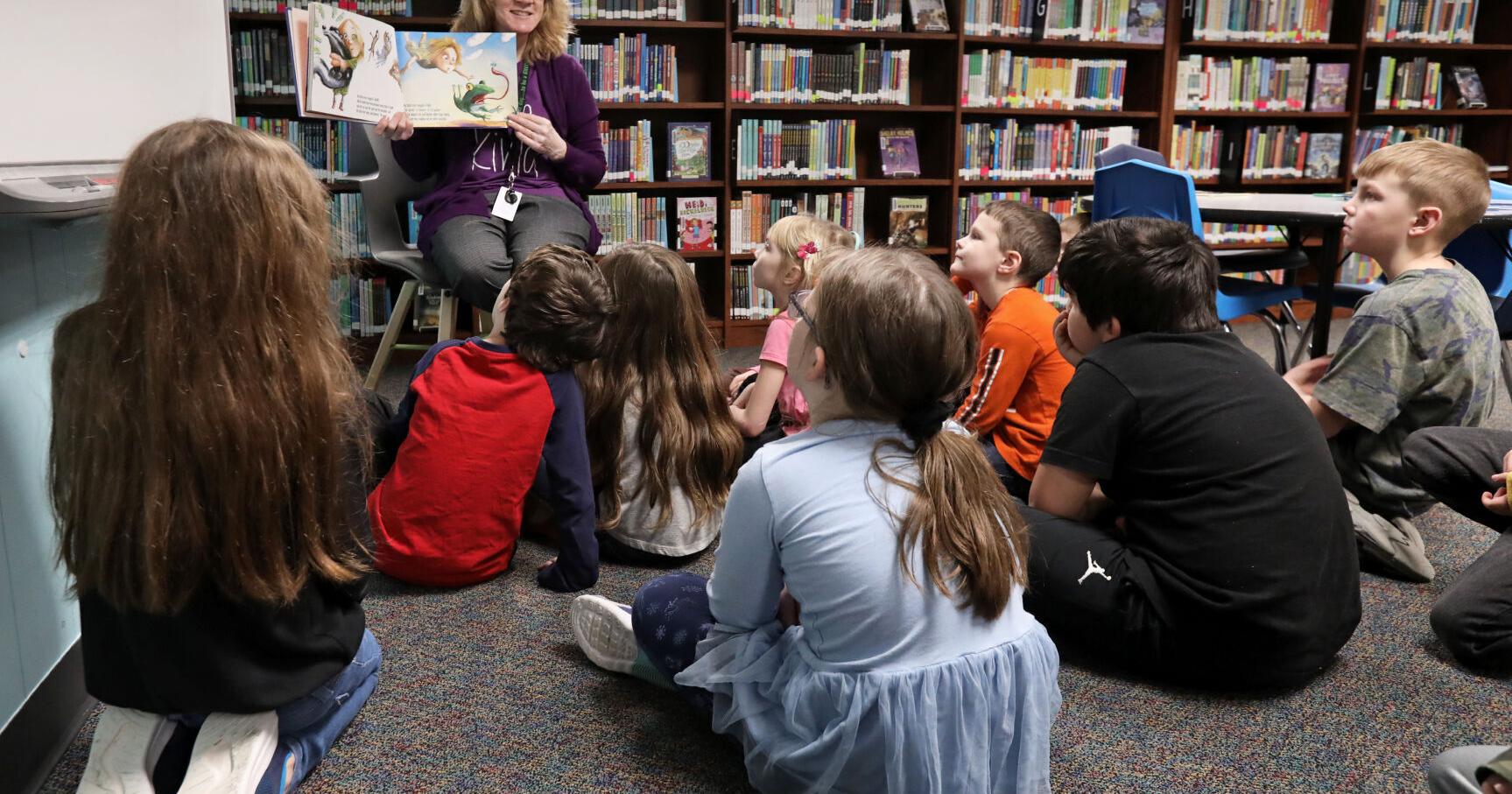 Wisconsin to create literacy office, hire reading coaches - Vimarsana News