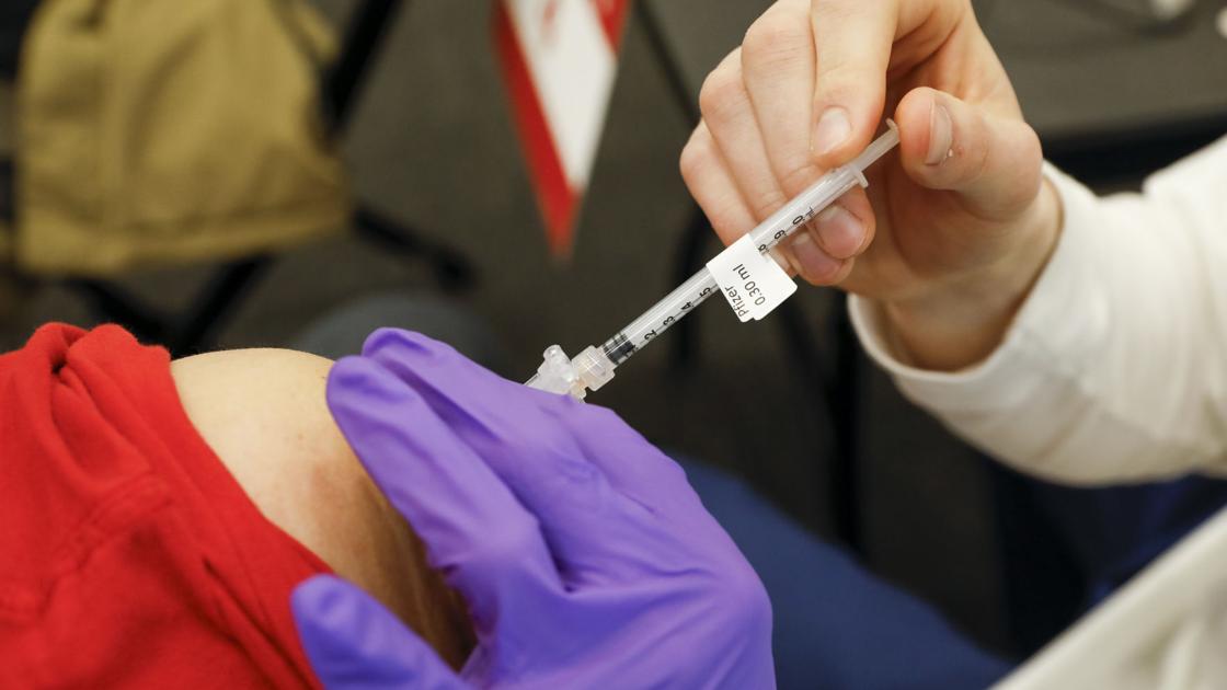 With vaccinations on the rise, UW opens online portal with eligibility status, appointments | Local Education
