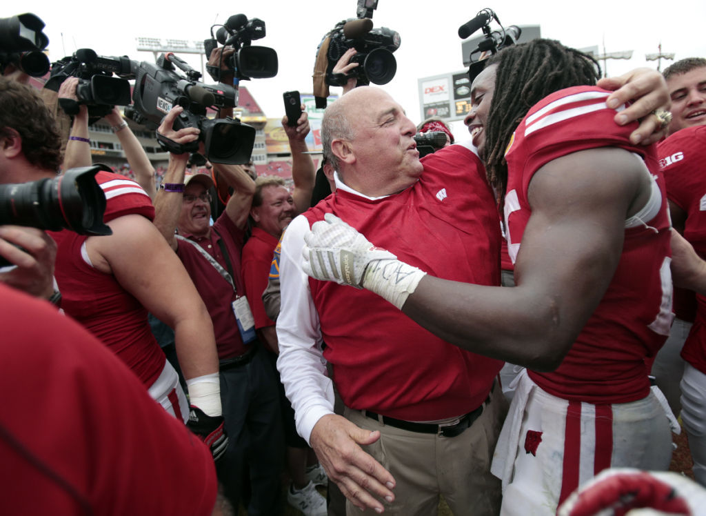 Wisconsin Badgers great Melvin Gordon gets a Super Bowl ring - BVM Sports