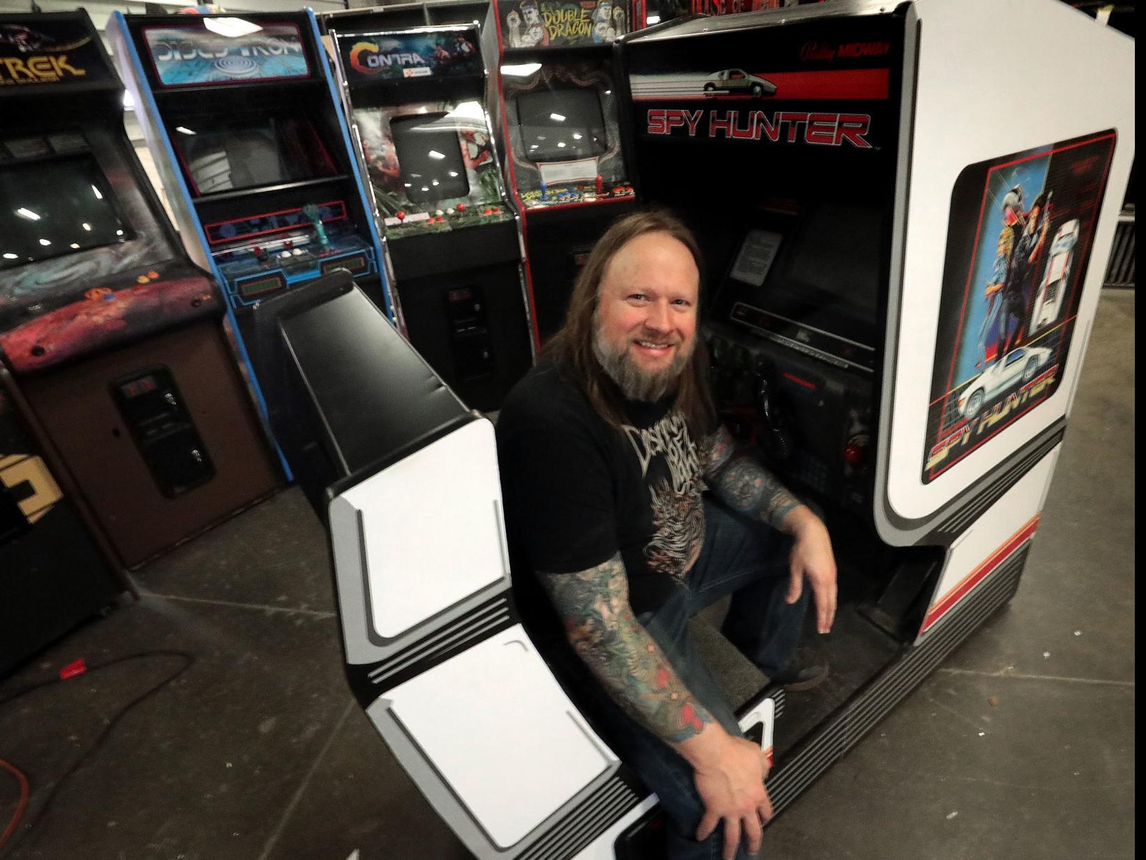 Know Your Madisonian: Metalhead, arcade enthusiast Brad Van looks to new  venture