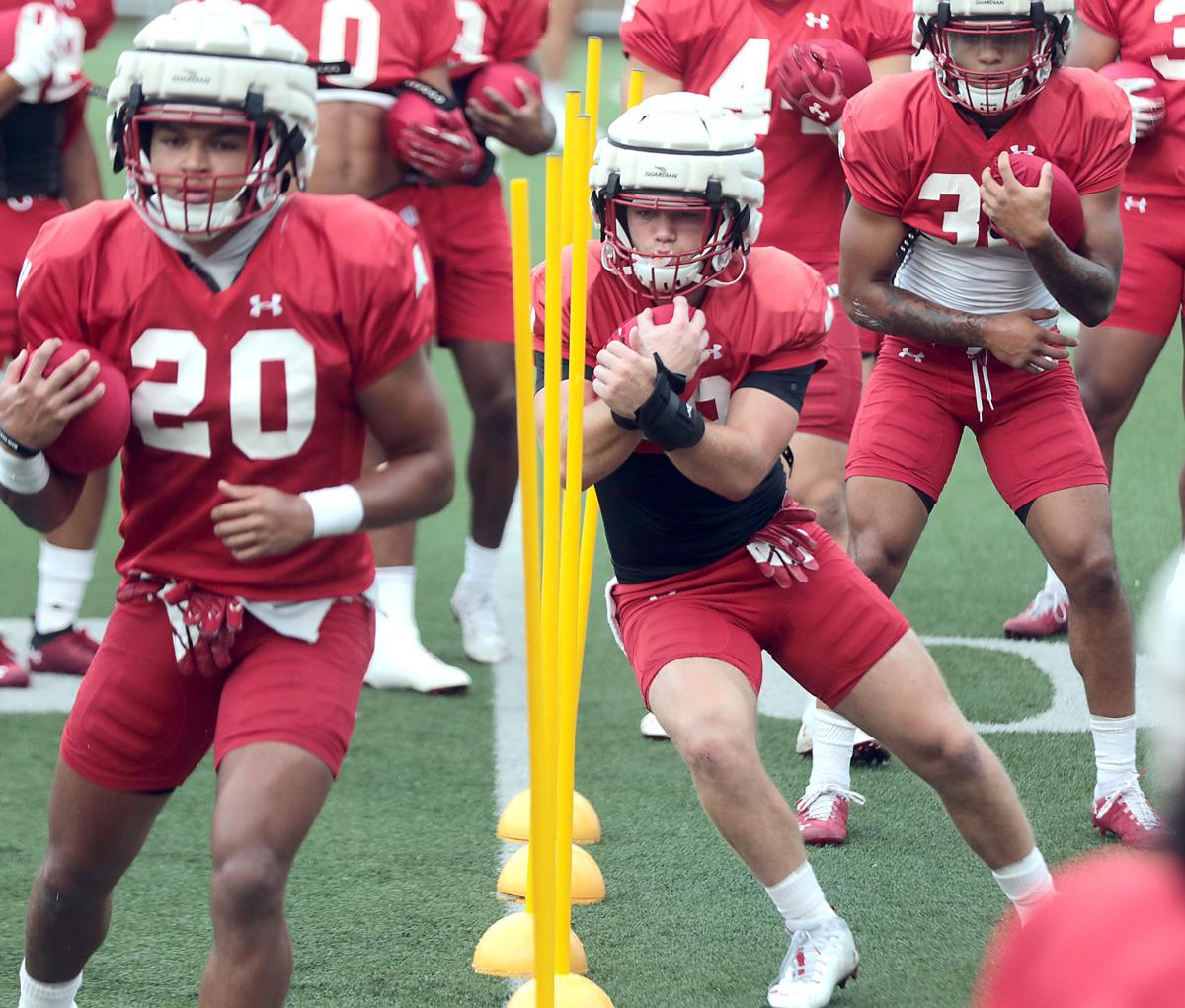 3 Observations From The Badgers 14th Training Camp Practice College Football Madison Com 3 Observations From The Badgers 14th Training Camp Practice College Football Madison Com