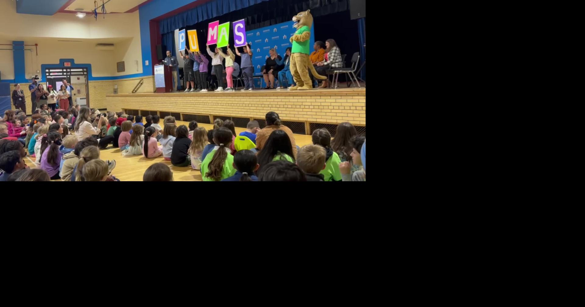 Nuestro Mundo teacher Kristen Scott named Wisconsin Teacher of the Year
