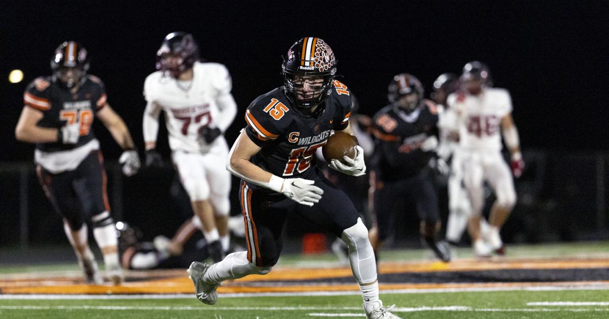 WIAA high school football playoff scores for Madison teams