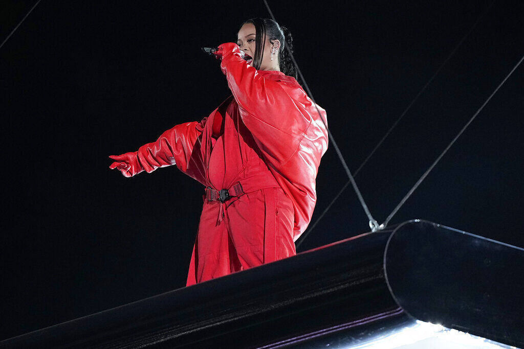 Nearly 119 million watched Rihanna's Super Bowl halftime show. Here's how  that compares to past performances