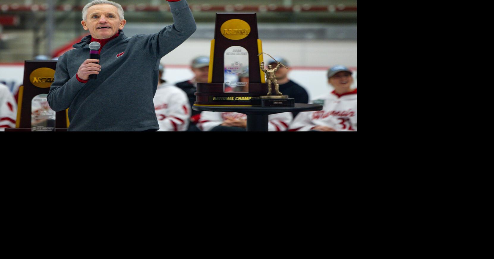 Wisconsin coach reaches maximum bonus after award, wins