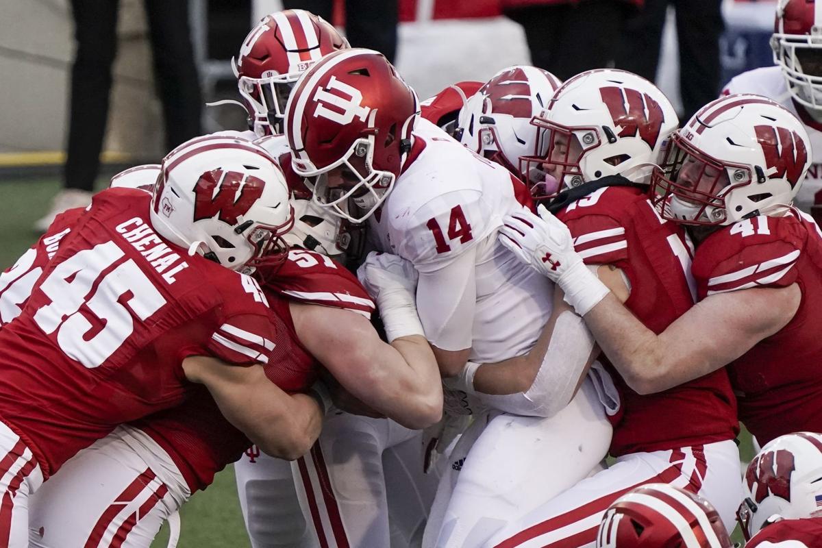 Badgers Coaches Players Explain Why Their Run Defense Is Routinely One Of Nation S Best College Football Madison Com