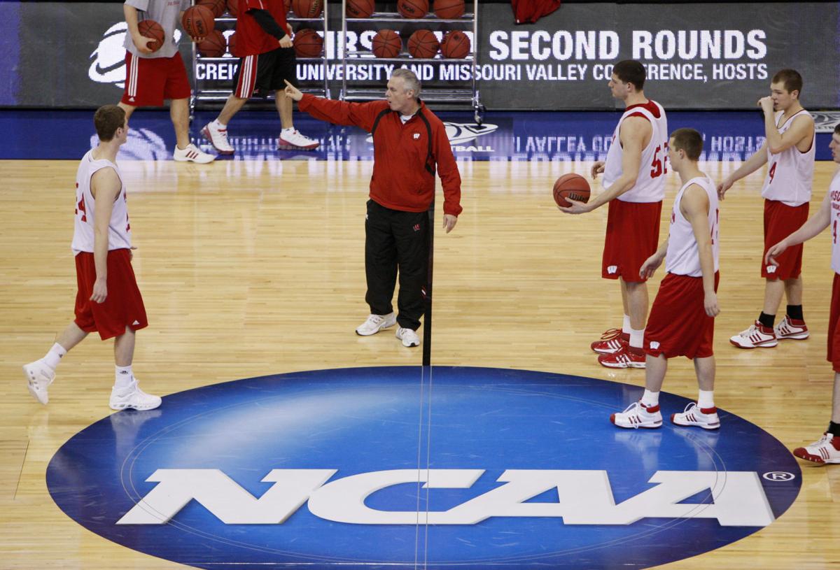 Uw Green Bay Men S Basketball Coach Will Ryan And Father Bo Ryan