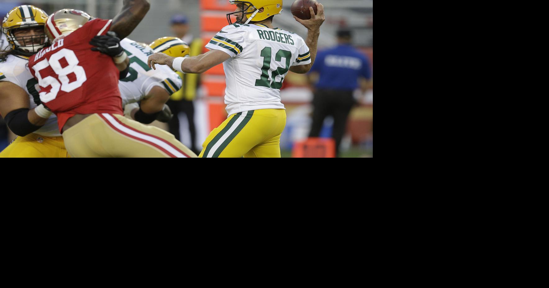 Aaron Rodgers throws a TD pass in his brief preseason debut as