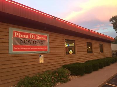 State Street Pizza Place Opens West Side Location In Former Legends A West Side Pizza Di Roma Opened Last Week