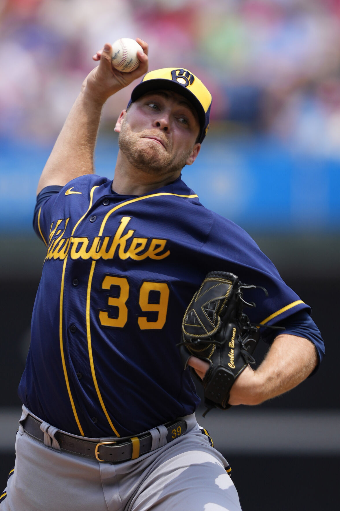 Burnes leads Brewers to rout of Mets as Counsell breaks wins