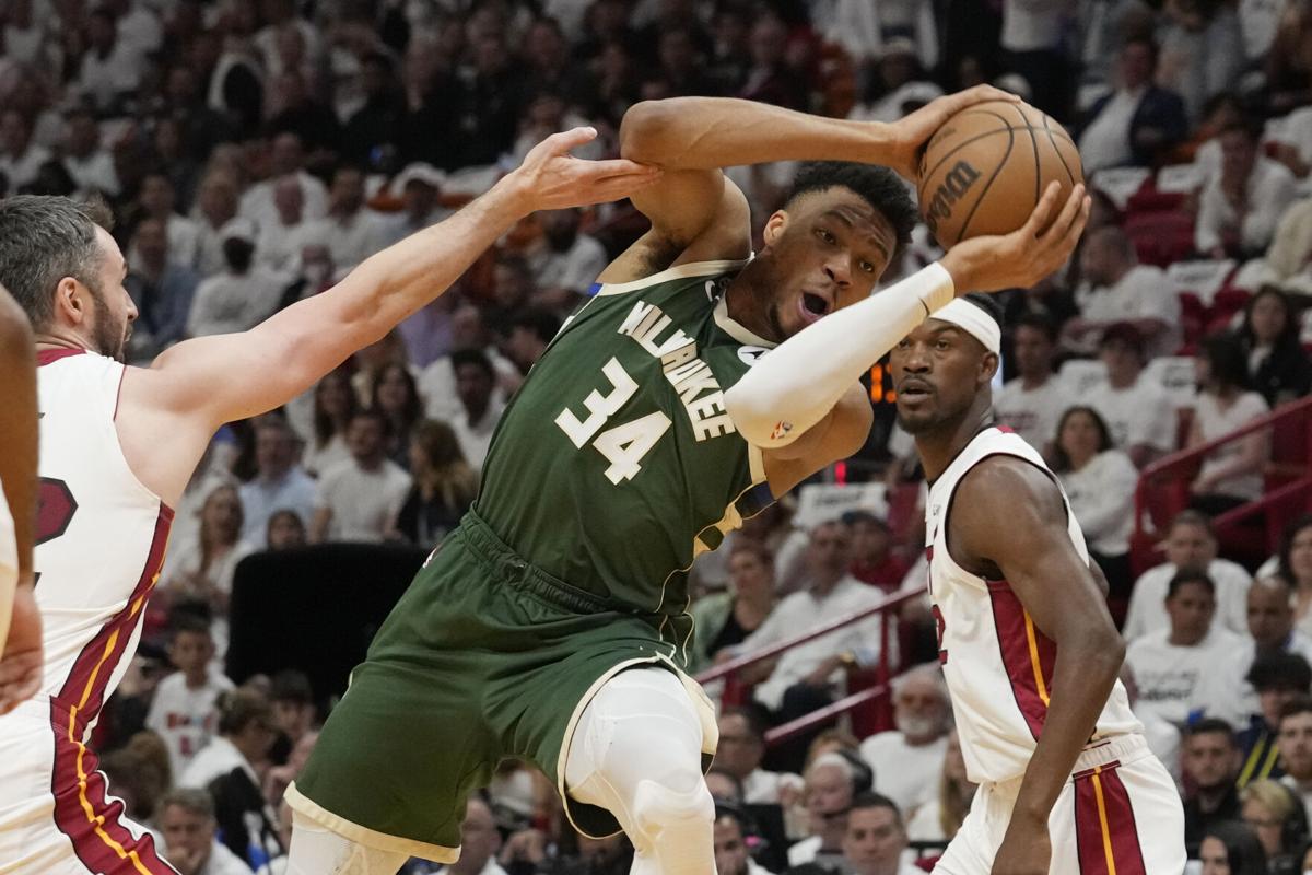 Celtics fall flat in Game 5 vs. 76ers, on brink of elimination
