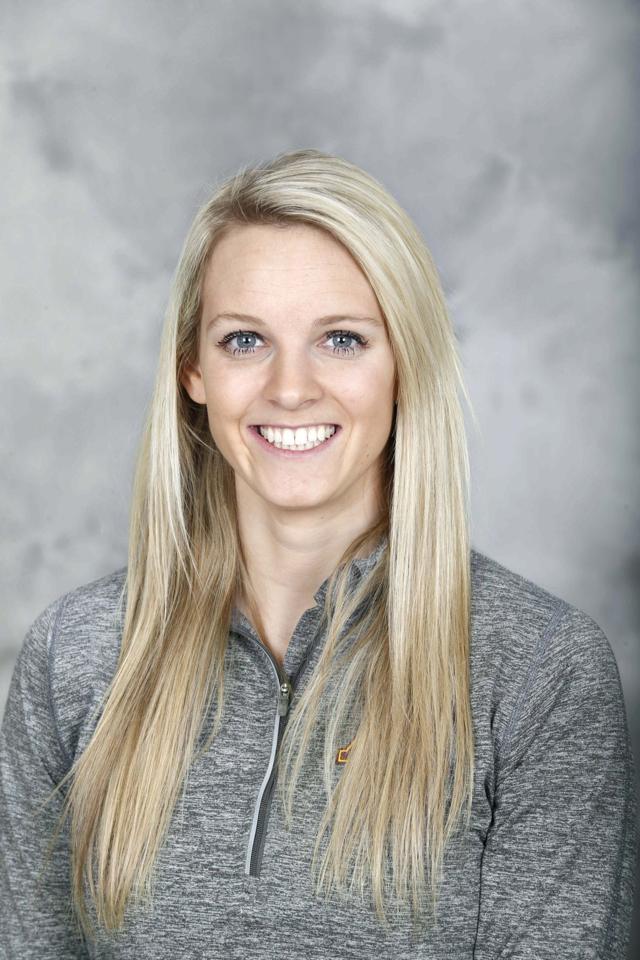 Badgers women's hockey Amanda Kessel helps Minnesota whip UW
