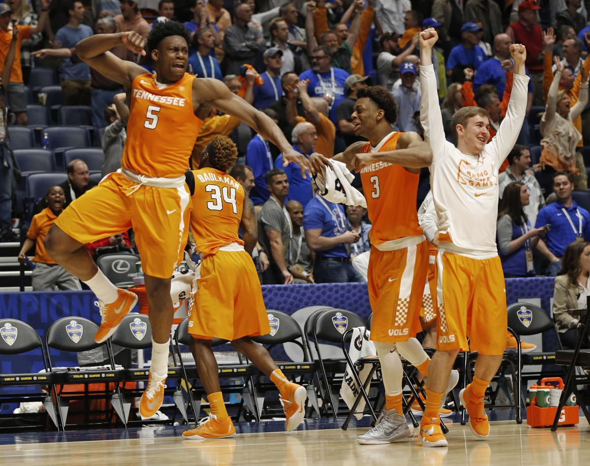 Badgers Men S Basketball Tennessee Scheduled In Maui Invitational