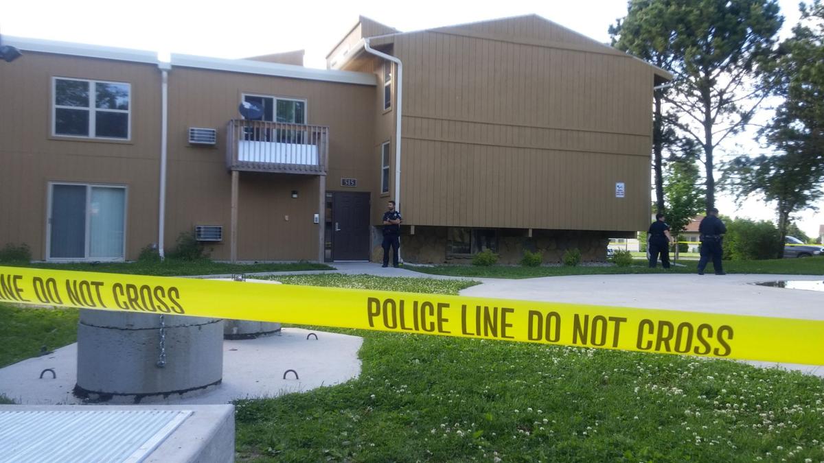 Man Dies From Shooting At North Side Apartment Madison Police Say Crime News Madison Com
