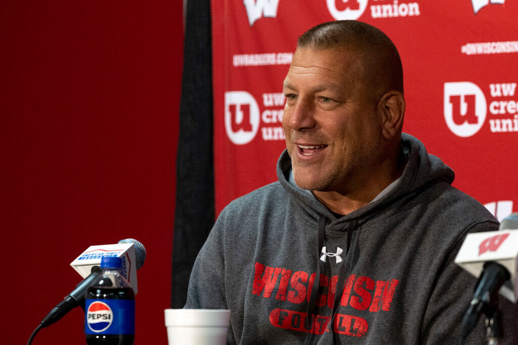 Get To Know Wisconsin Offensive Coordinator Phil Longo