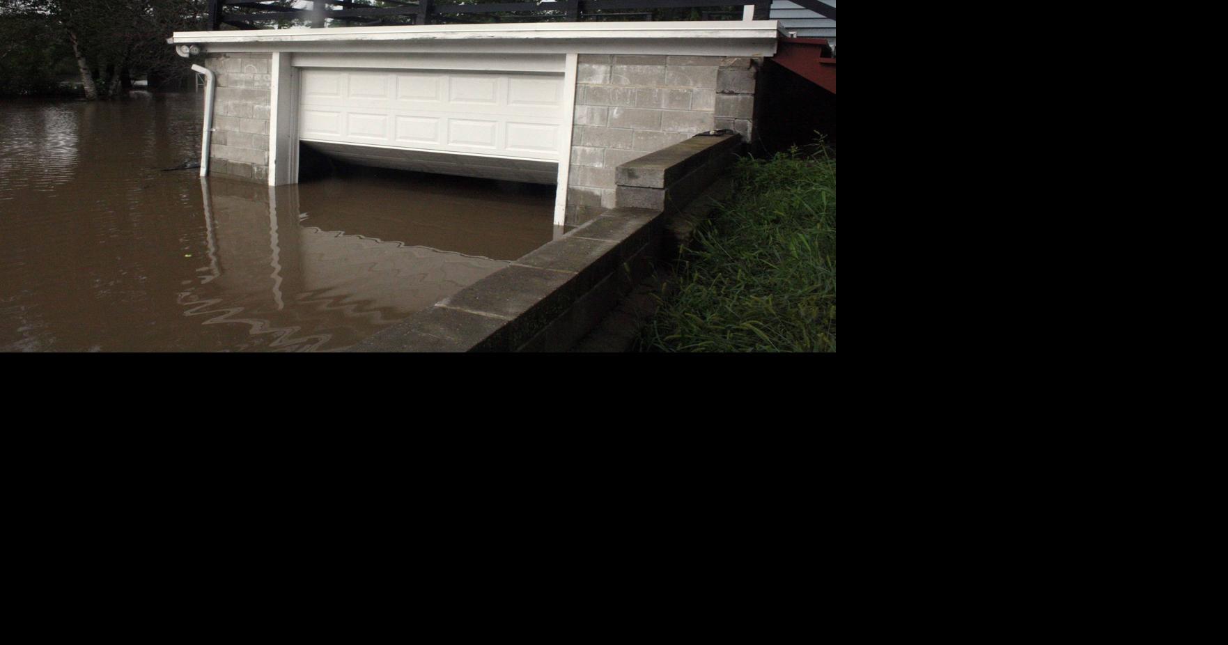 Elroy slammed by flooding