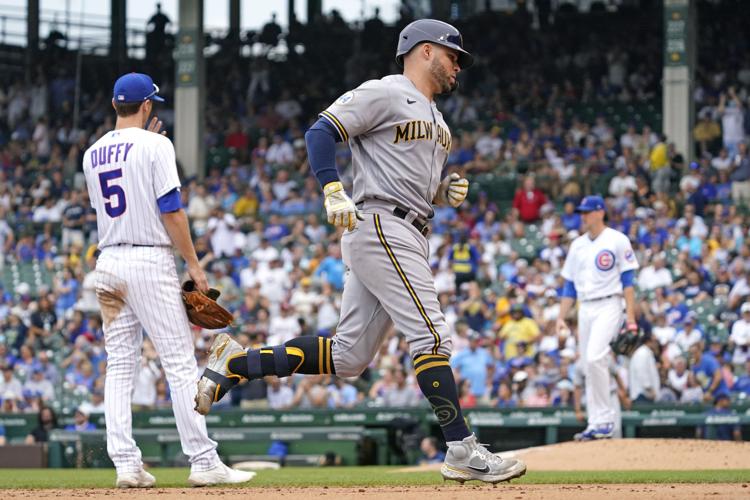 Brewers complete doubleheader sweep of Cubs