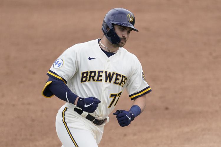 Brewers: Matt Arnold Gives Update on Craig Counsell's Contract