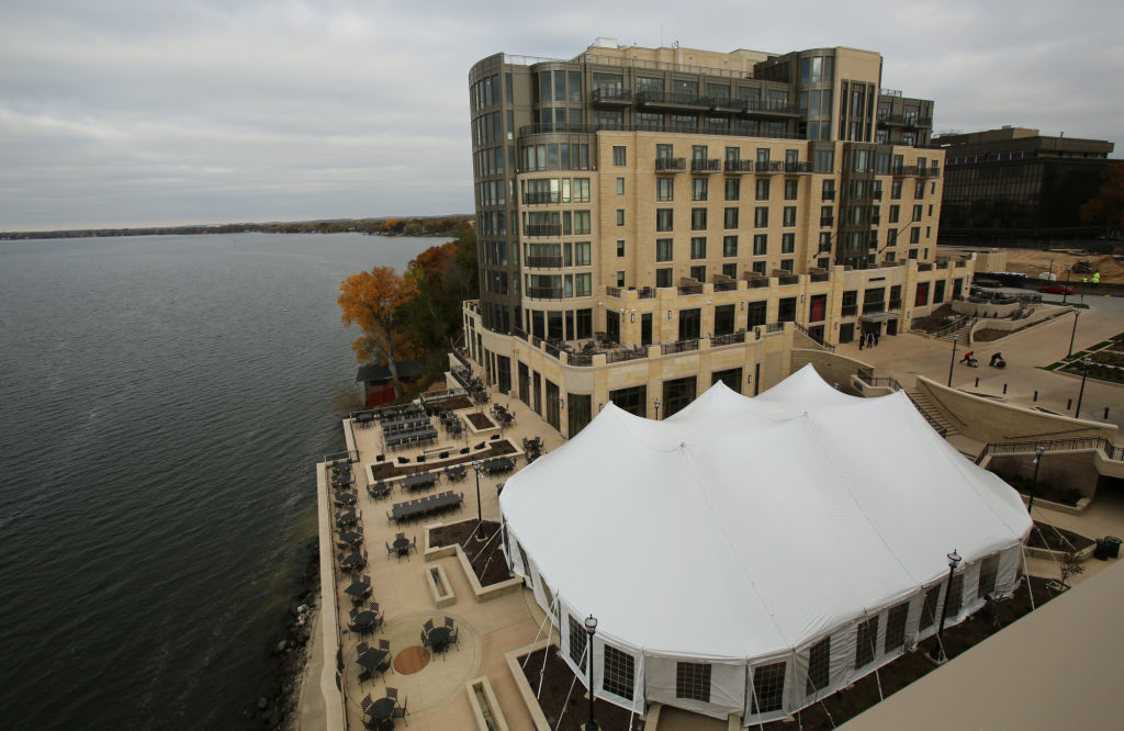 Ice skating at The Edgewater to open Friday