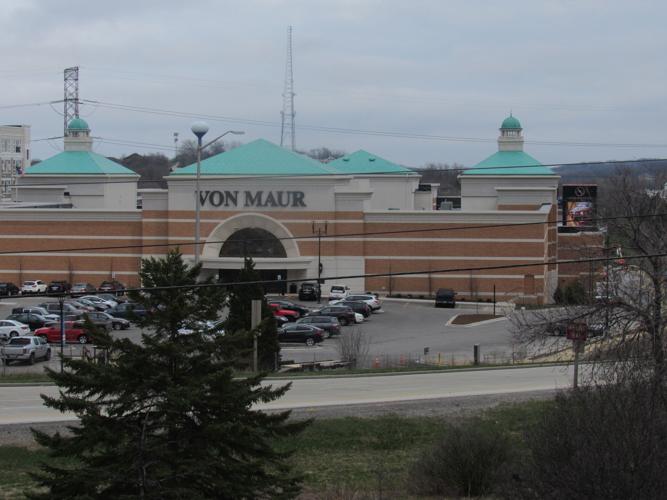 VON MAUR - 36 W Towne Mall, Madison, Wisconsin - Men's Clothing - Yelp