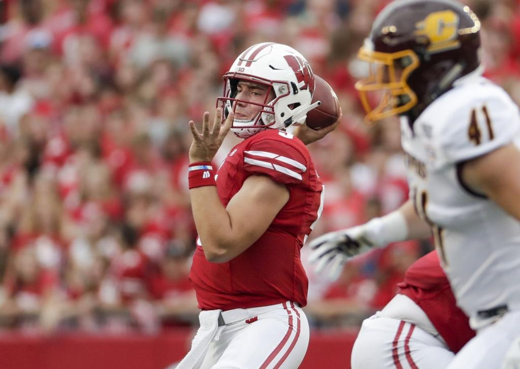 Jason Joyce Badgers Ready For Definitely Crazy Season Opener Local News Madison Com