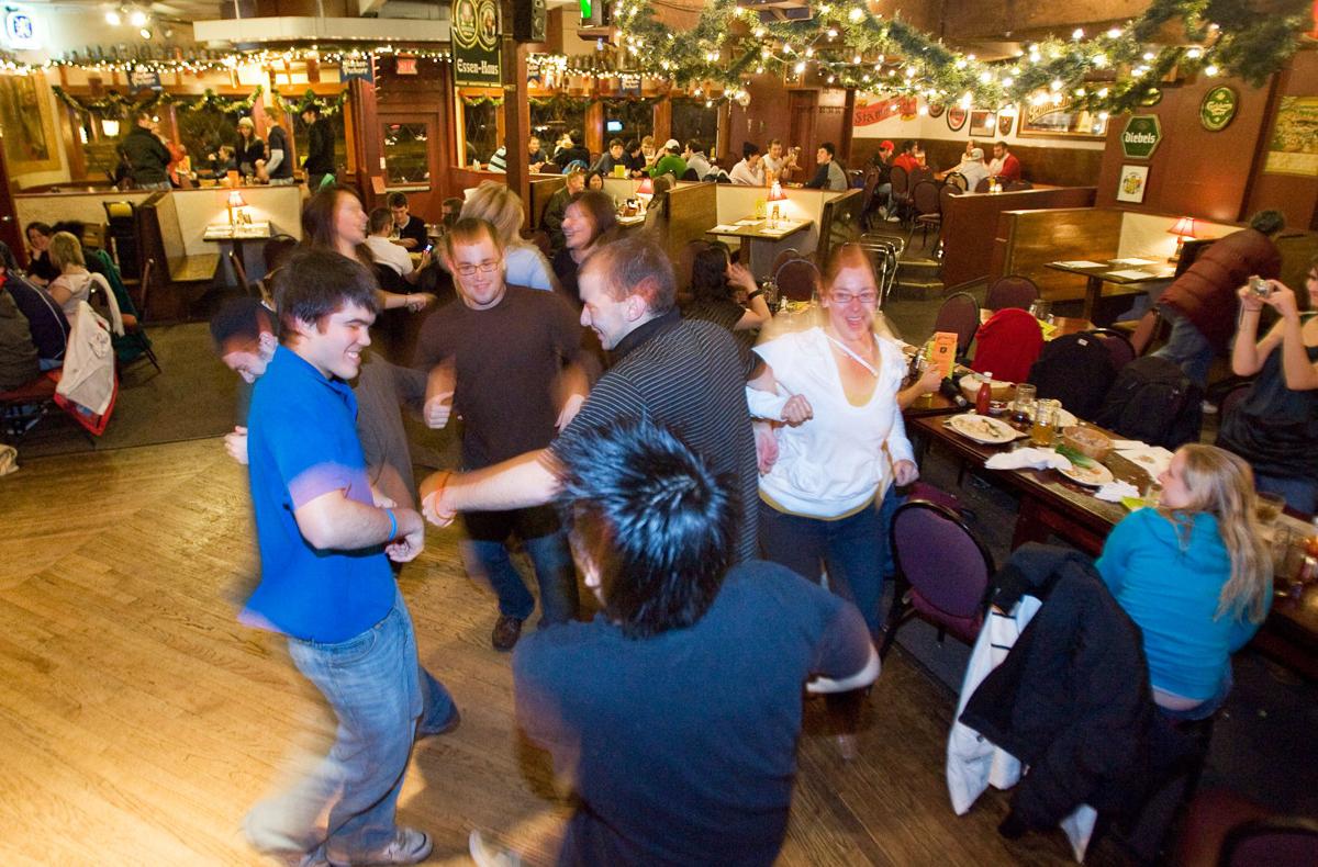 Looking For A Thanksgiving Meal These Madison Restaurants Are Open On The Holiday Food Drink Madison Com