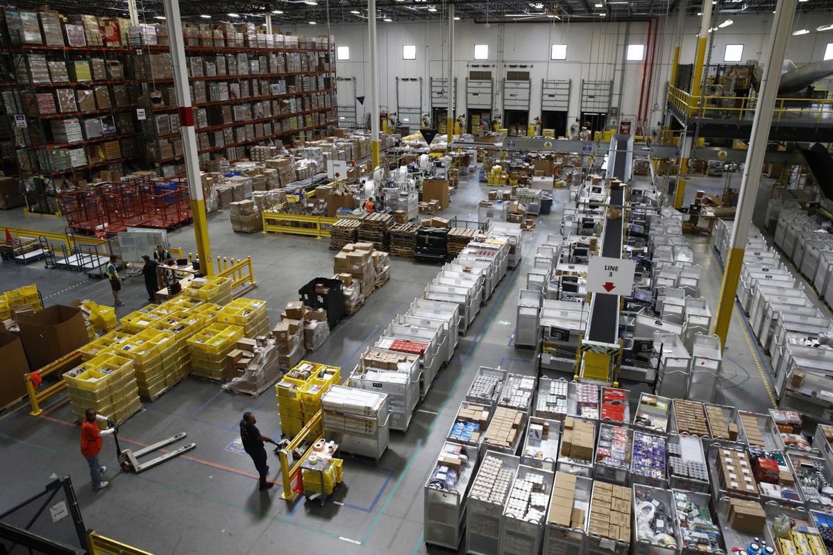 Amazon To Bring 500 Jobs To Beloit With 105 Million Fulfillment Center Business News Madison Com Amazon To Bring 500 Jobs To Beloit With 105 Million Fulfillment Center Business News Madison Com