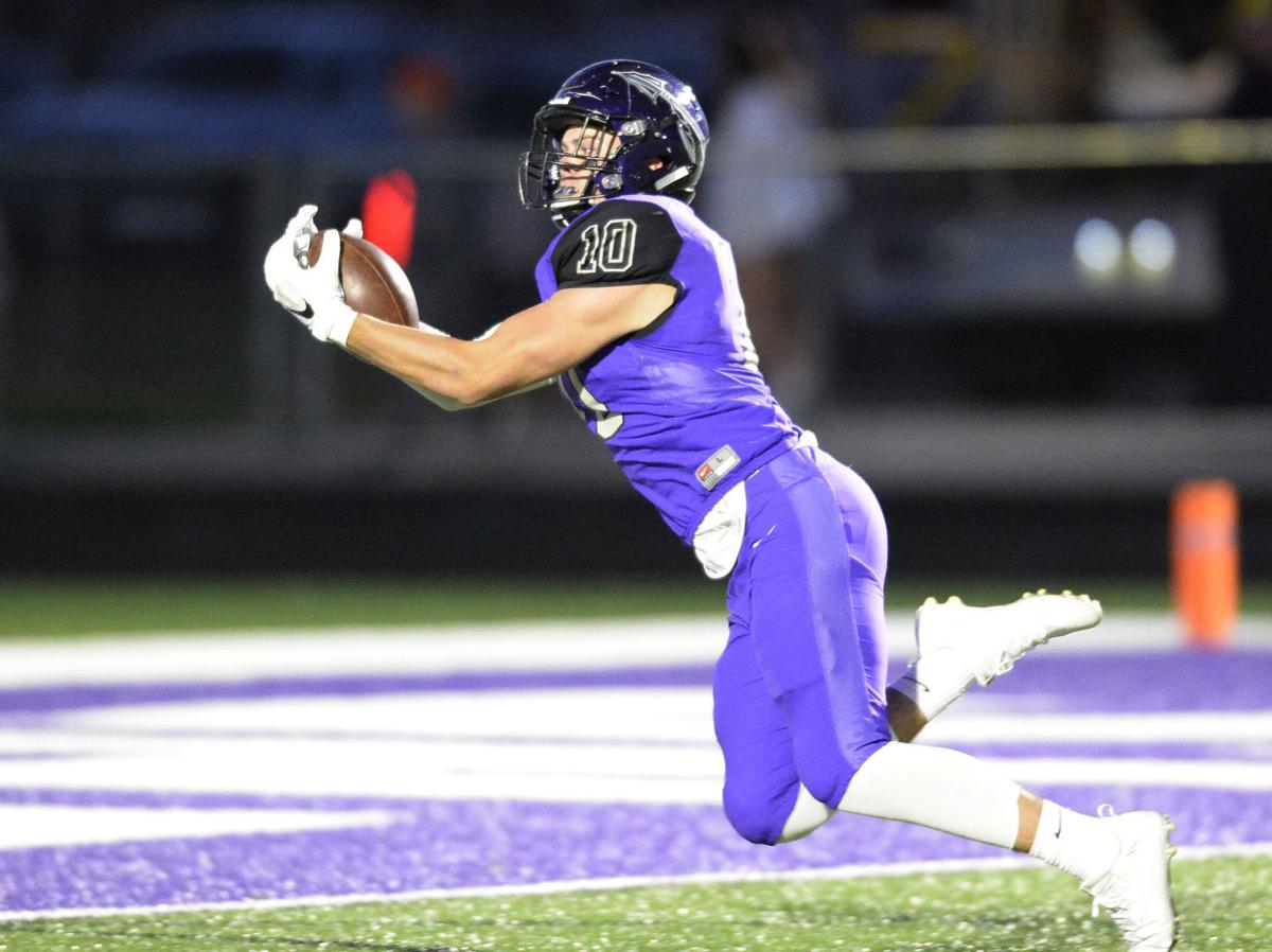 Waunakee S Jarrett Wulf Will Ross Combine For Six Tds In Win Over