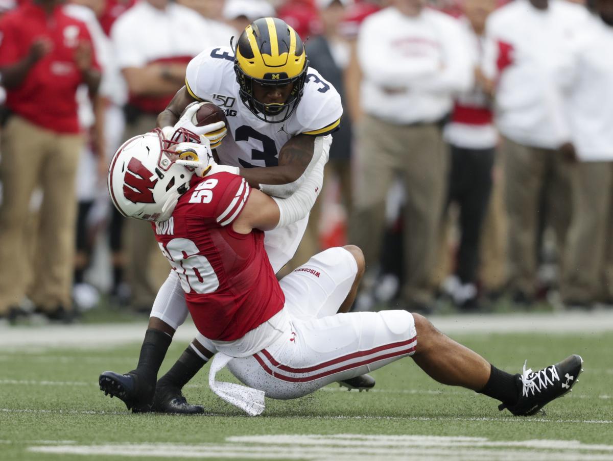 Badgers 35, Wolverines 14