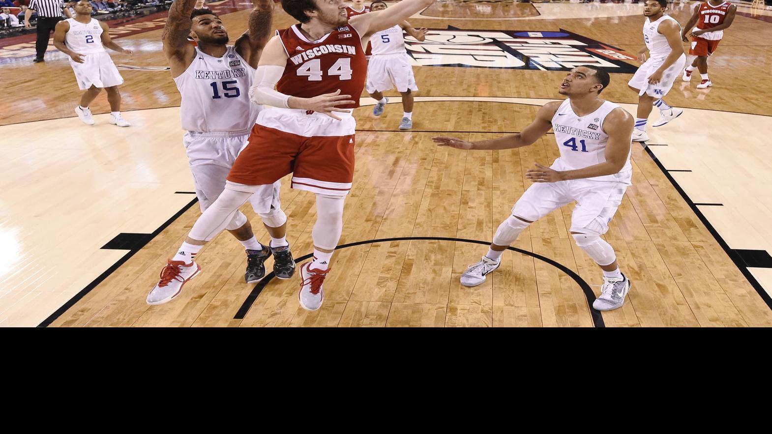 Ncaa Flashback Re Live Wisconsin Badgers Win Over Kentucky