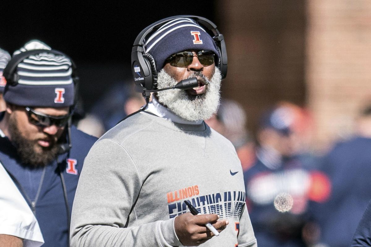 Lovie Smith photo