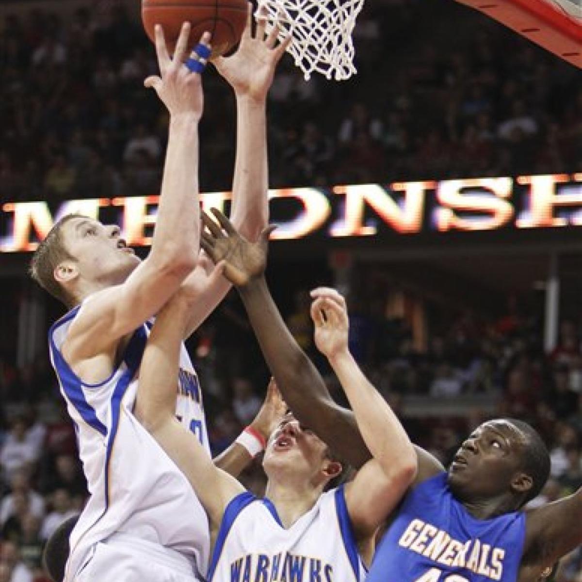 Wiaa Div 1 Boys Basketball Germantown S Luke Fischer Forges Own