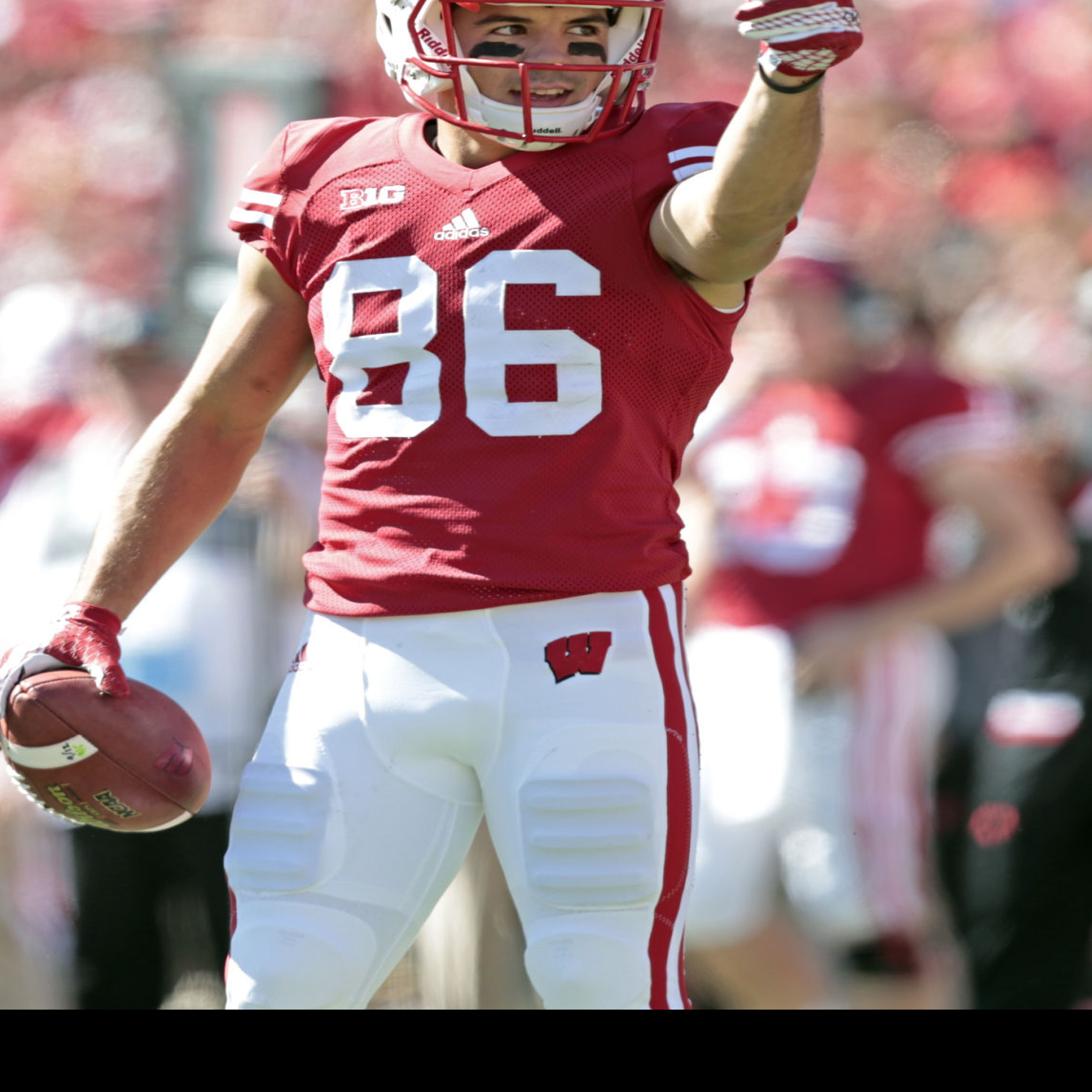 Badgers Football Walk Ons Continue To Produce For Wisconsin