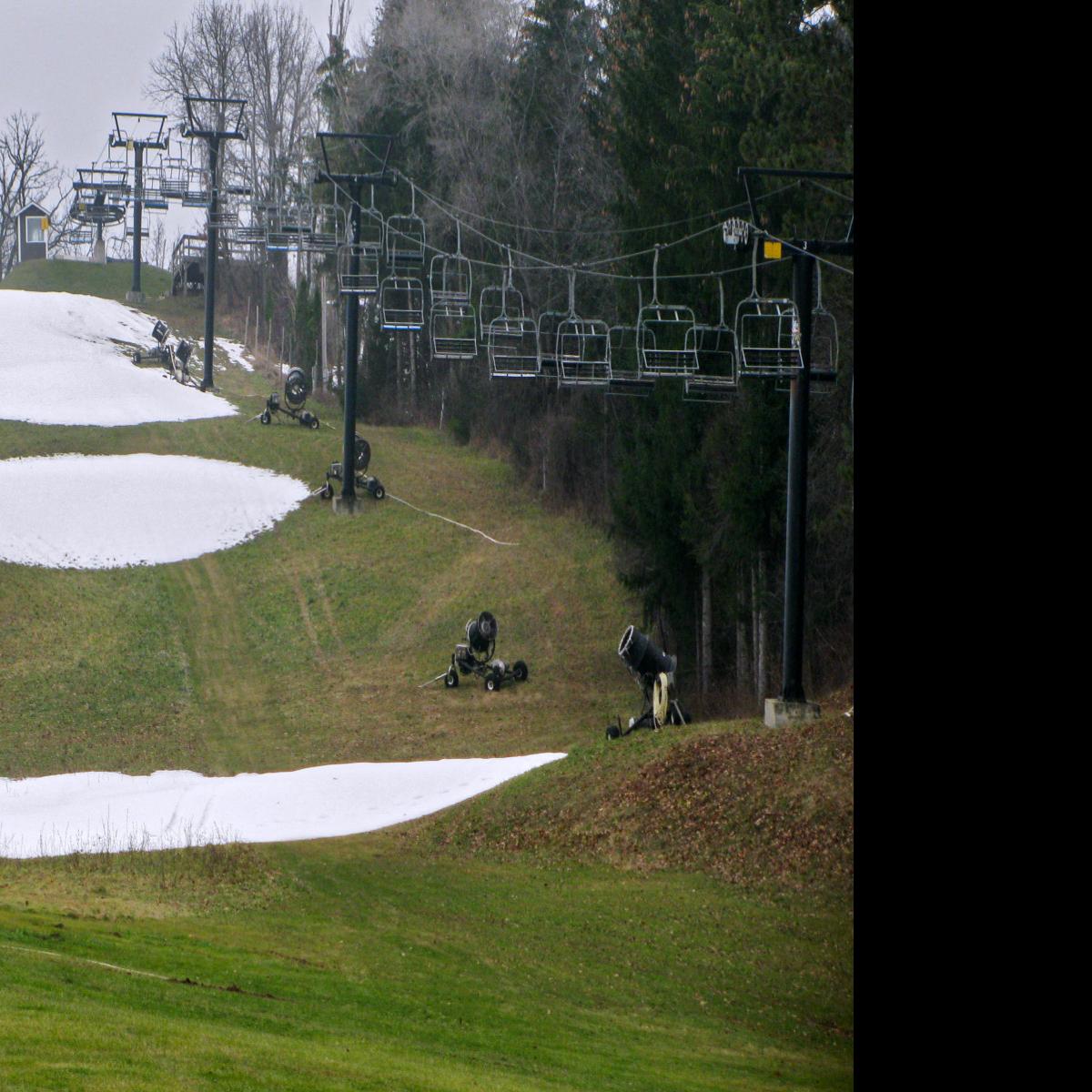 Ski Hill Operators Hope El Nino Doesn T Freeze Out Revenues