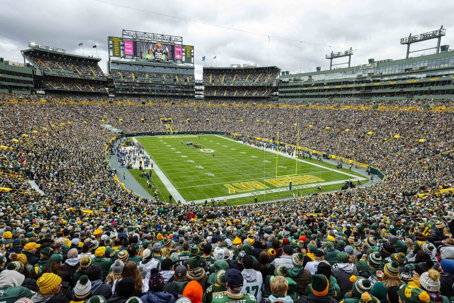 Heres how Madison viewers can watch the Packers Thursday night game against the Titans