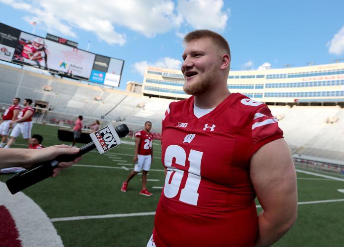 Badgers football: Michael Deiter gets snaps at left tackle