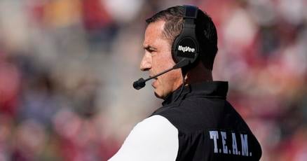 Polzin Wisconsin football needs to kind of take a look in the mirror after lousy loss Polzin Wisconsin football needs to kind of take a look in the mirror after lousy loss