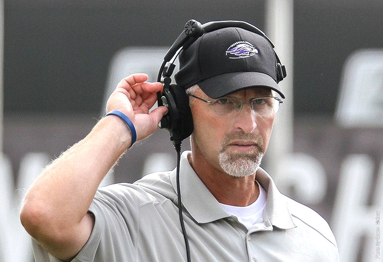 WIAC football Former assistant Kevin Bullis hired as coach at UW