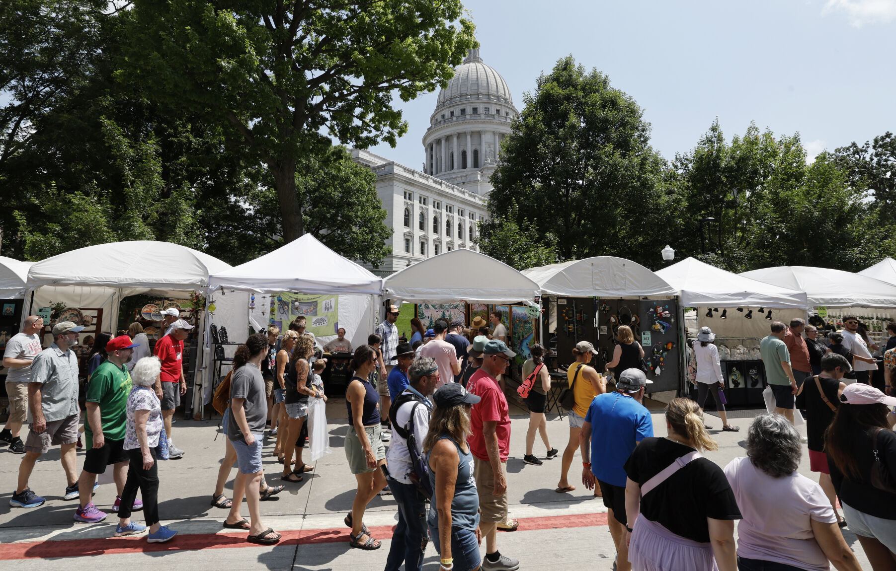 Hundreds of artists featured at Art Fair on the Square