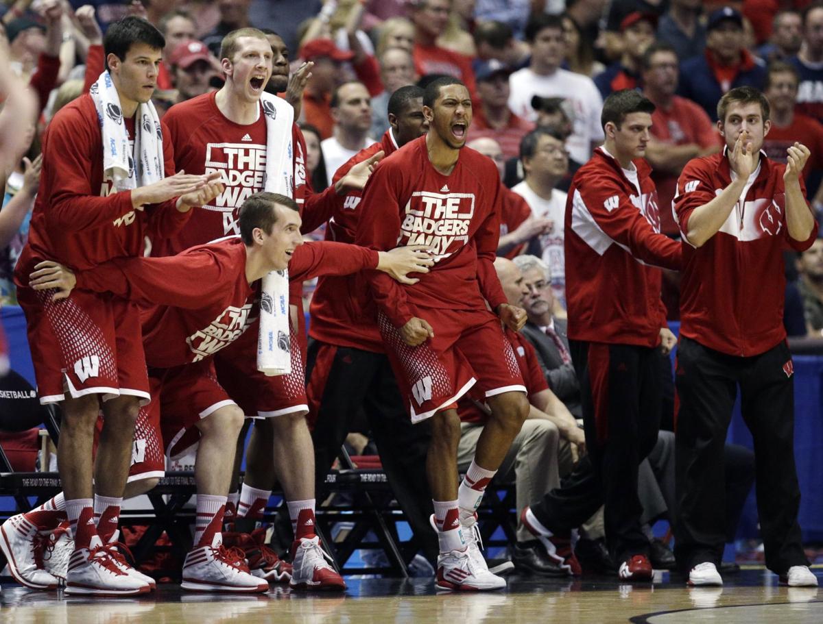 Ncaa Flashback Re Live Wisconsin Badgers Win Over Arizona