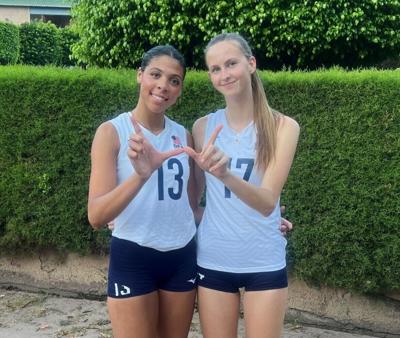 Volleyball recruit Audrey Flanagan, Halle Thompson